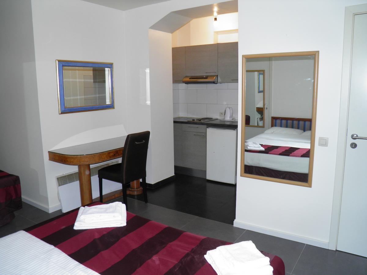 Holidays Apart-Hotel Андерлехт Экстерьер фото