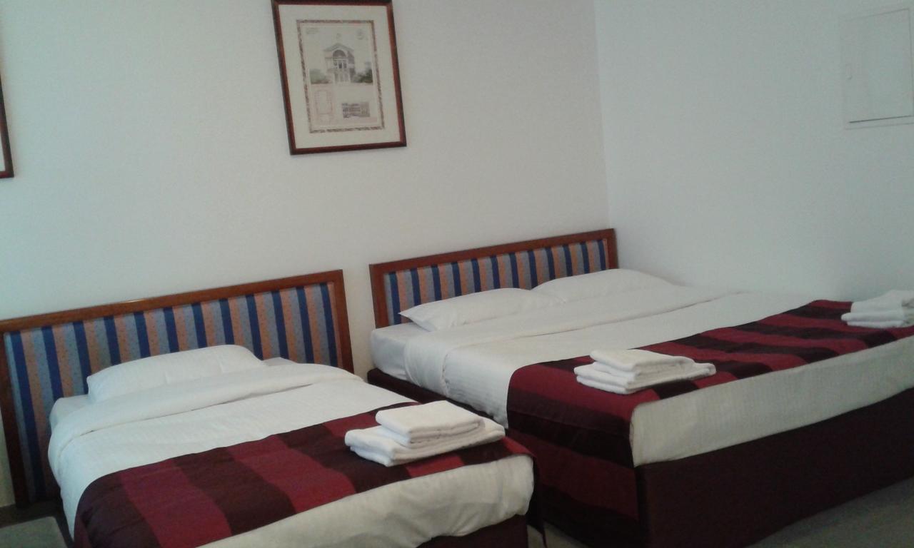 Holidays Apart-Hotel Андерлехт Экстерьер фото